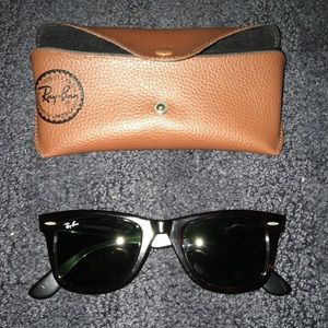 Ray bans with case